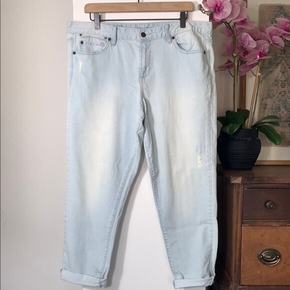 Calvin Klein Light Blue Women's Jeans - Picture 1 of 9